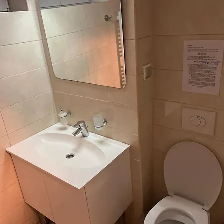 Appartement Cozy In Centre By The Park